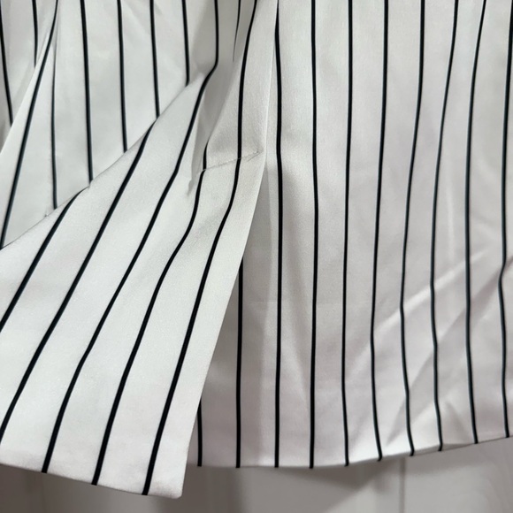 Generation Love Womens White Pinstripe Leighton Satin Blazer - Picture 7 of 12